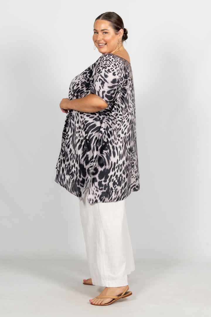Sabirah Embellished Kaftan - Short / LAST ONE!