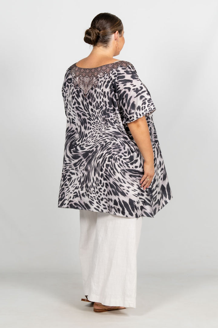 Sabirah Embellished Kaftan - Short / LAST ONE!