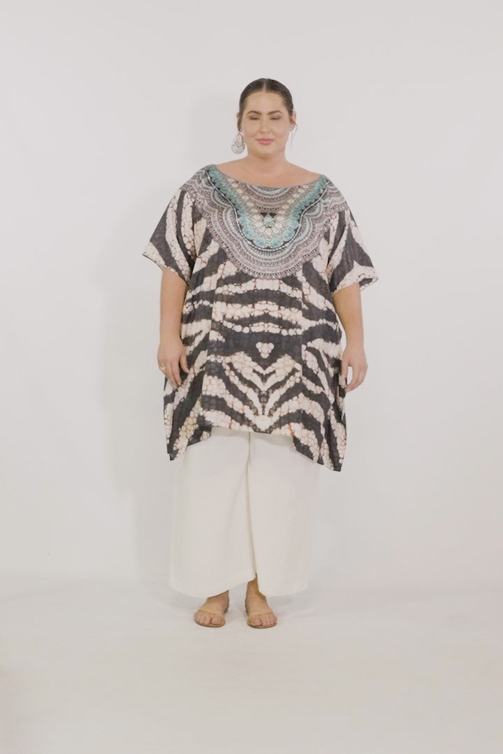 Willa Embellished Kaftan - Short