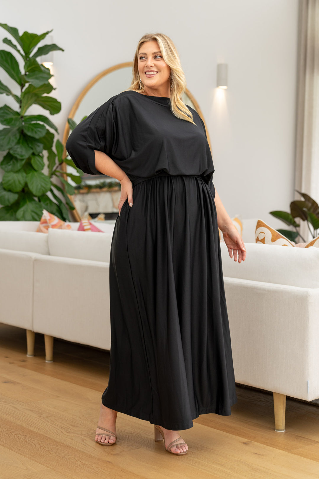 Alexa Maxi Dress - Black